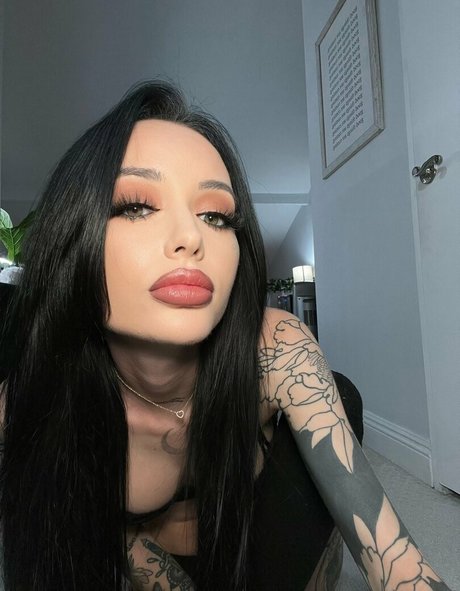 Stormy Summers nice model image