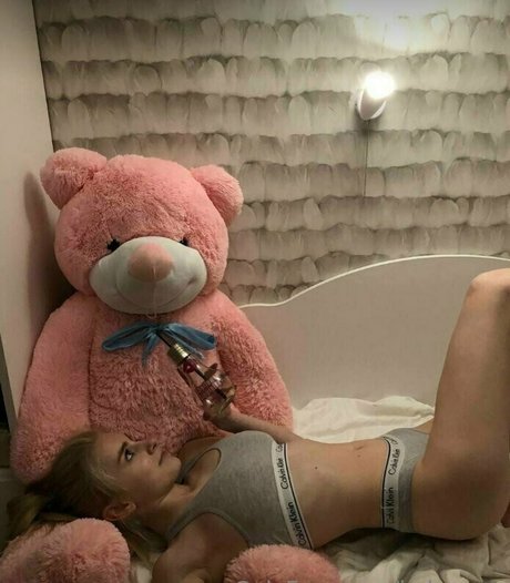 Baby Sss erotic model pics