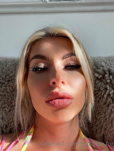 Maddison Fox pornstar nudes img