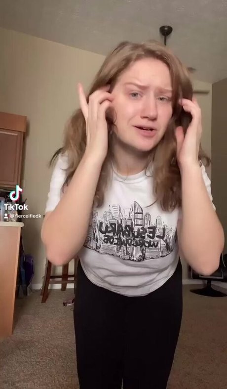 amateur lesbian onlyfans art porn image