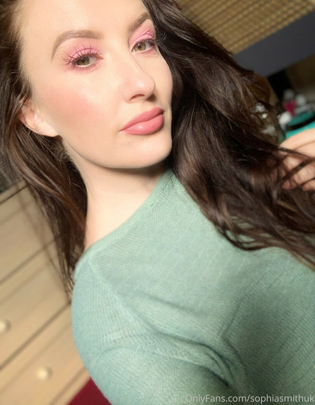 Sophia Smith model sex galleries