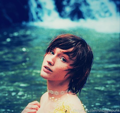 Snugglepunk star pornographic photos