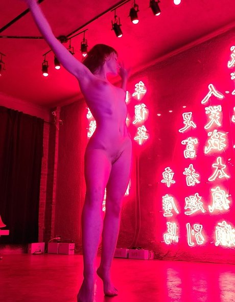 Snugglepunk model sex archive