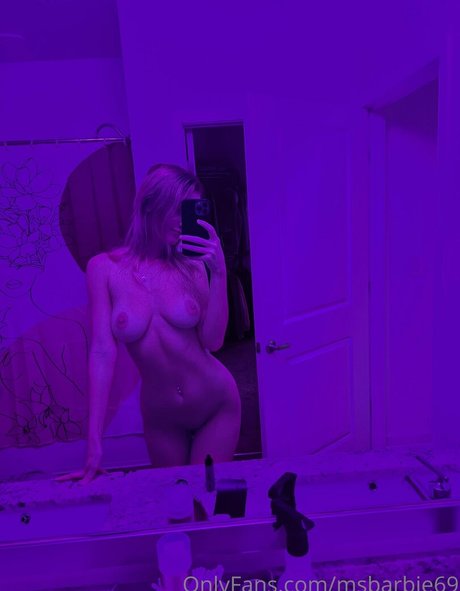 MsBarbie69 exclusive star images