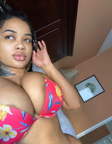 Raychiel naked pornstar archive