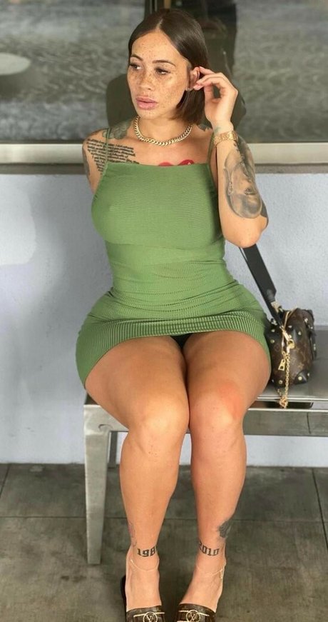 Me Gan_ adult actress photos