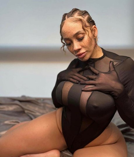 Me Gan_ perfect model pictures