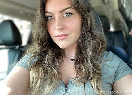 Princess Peachy star beautiful photos