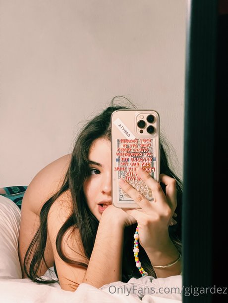 Gabygardez best star image