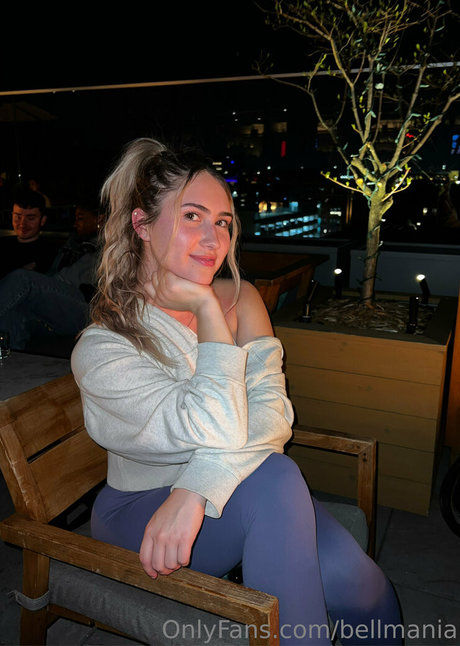 bellmania exclusive model image