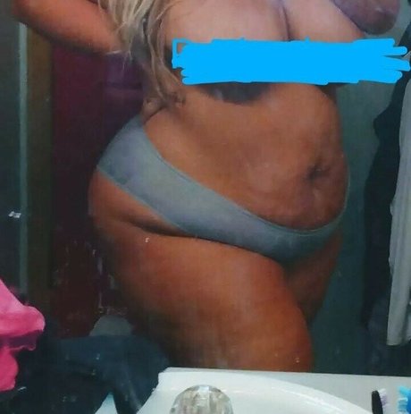 swinger milf onlyfans art nude archive