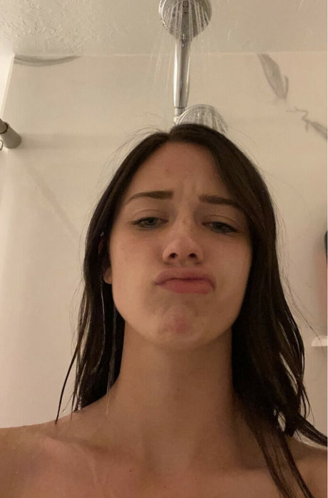 Kayharm1 perfect actress image