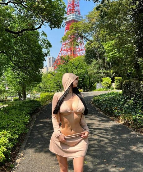 Baek Si Young erotic actress galleries