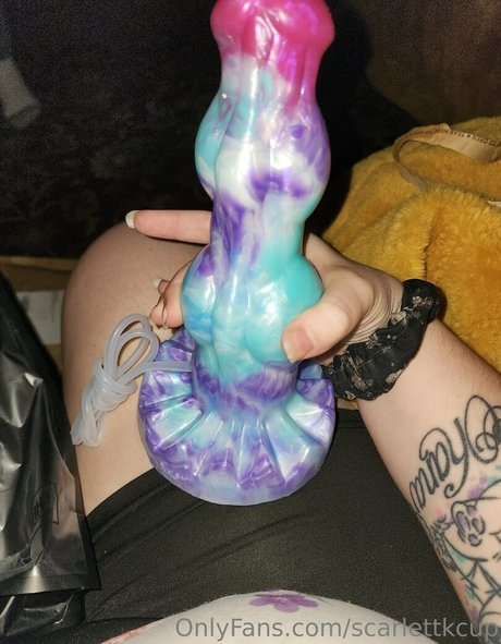 scarlettkcup nudes model pic