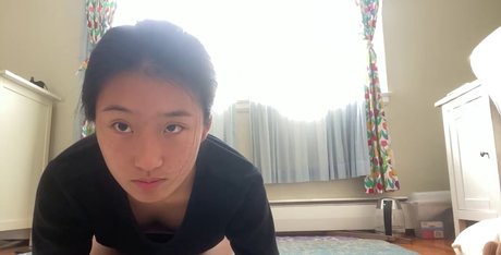 ehmbies pornographic model image