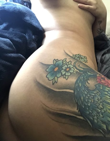 Daisyy x erotic actress images