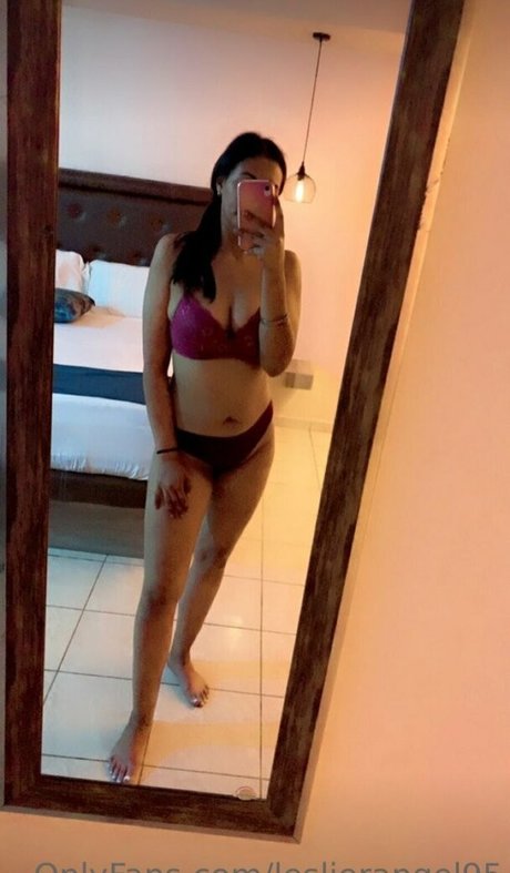 leslierangel95 hot star galleries