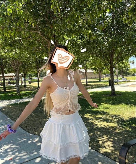 pooptarts model nude pics