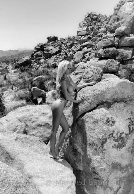 Leanna Bartlett pornographic star picture