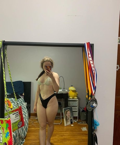 Alyssa Cleversey high quality actress picture