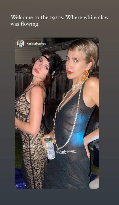 Lola Abbey star pretty photo