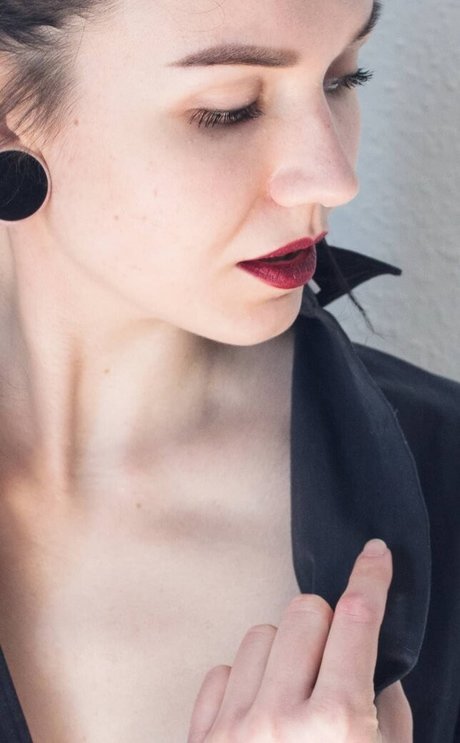 Chloe Ventura model pornographic img