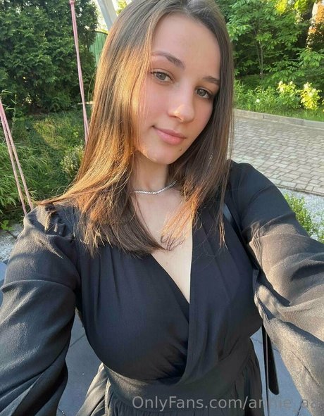 annie aa star naked photos