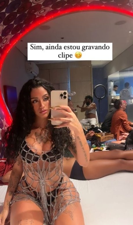 Azzy MC pornstar high quality images