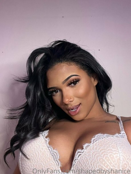 big tits squirt onlyfans erotic gallery