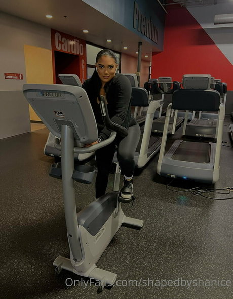 shapedbyshanice xxx star pictures