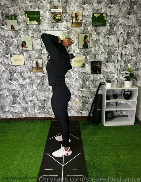 shapedbyshanice sexy pornstar gallery