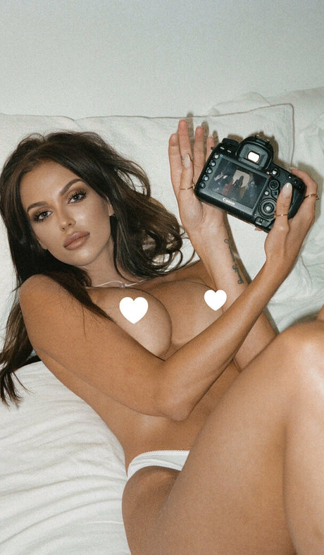 big tits amateur onlyfans hot nude photo