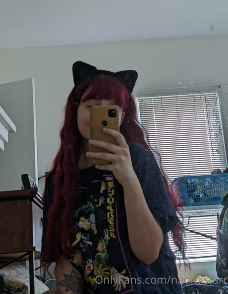 naomistarr star pretty pic