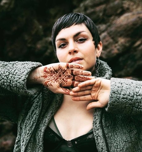 Krewella pornstar perfect galleries