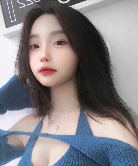 byzeko02 naked actress galleries