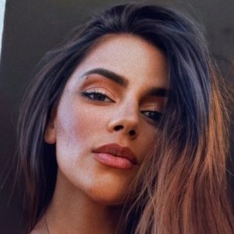 Gaabisilv porn model pic