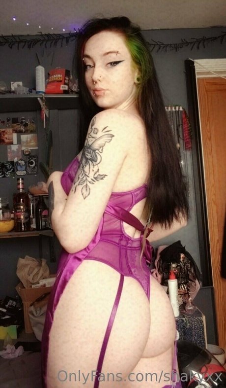 brown onlyfans free nude photo