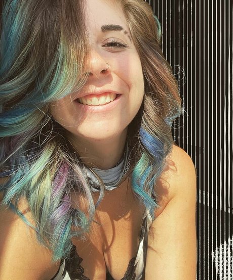 bailsmarie beautiful actress images