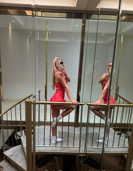 noelleeexoxo nice model photo