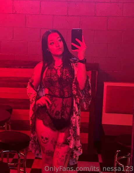 its nessa123 model art picture