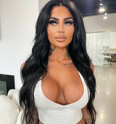 Chansey Brown free star picture