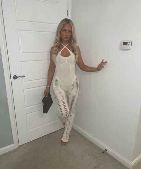 Sophiepalmerx nudes model pics