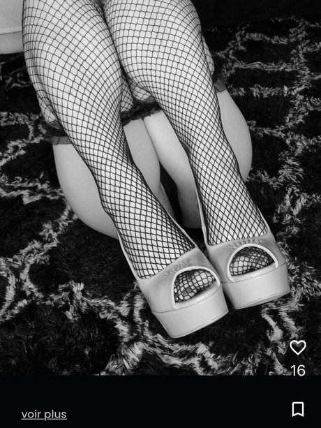 makicuty star sex photos