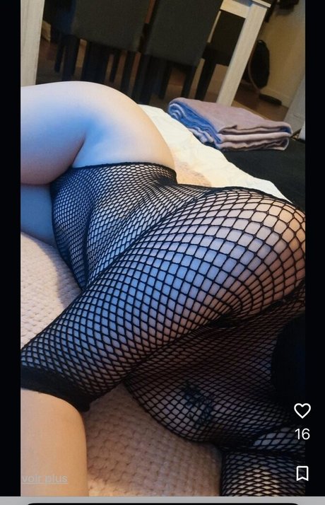 makicuty model erotic pic