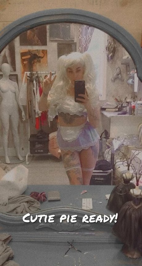 xoklautease porn star galleries