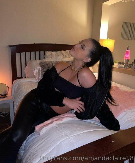 amandaclaire18 erotic actress pic