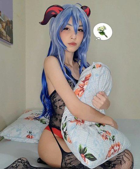 reisesan star sexy photo