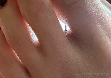 qsladygiant nudes pornstar galleries