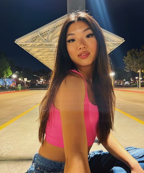 Maru Lee star sexy galleries