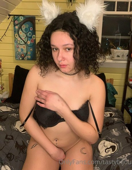 tastybijou pornstar nude pics